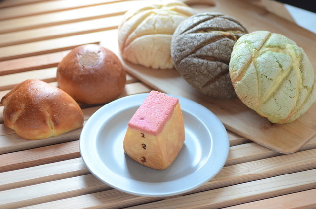 懐かしいし可愛い…！「クッキーとびばこパン」大阪、阪神梅田本店で期間限定販売！