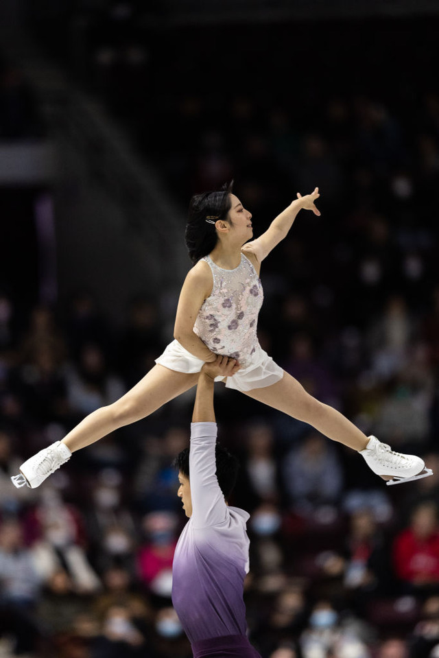 三浦璃来・木原龍一(Photo by Dustin Satloff - International Skating Union/International Skating Union via Getty Images)