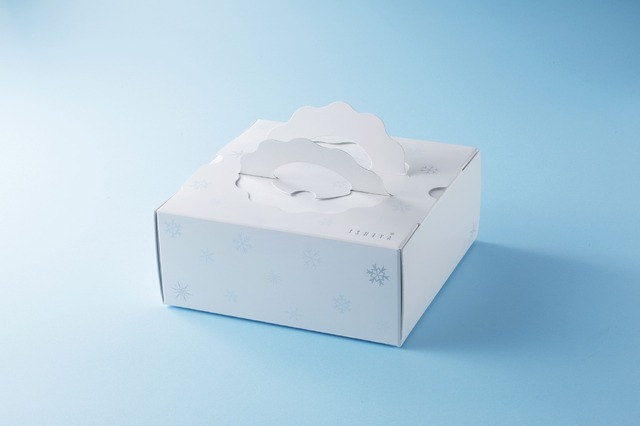 「白い恋人」のISHIYAが手掛ける冷凍ケーキ「ガトー・フレーズピスターシュ」本日発売