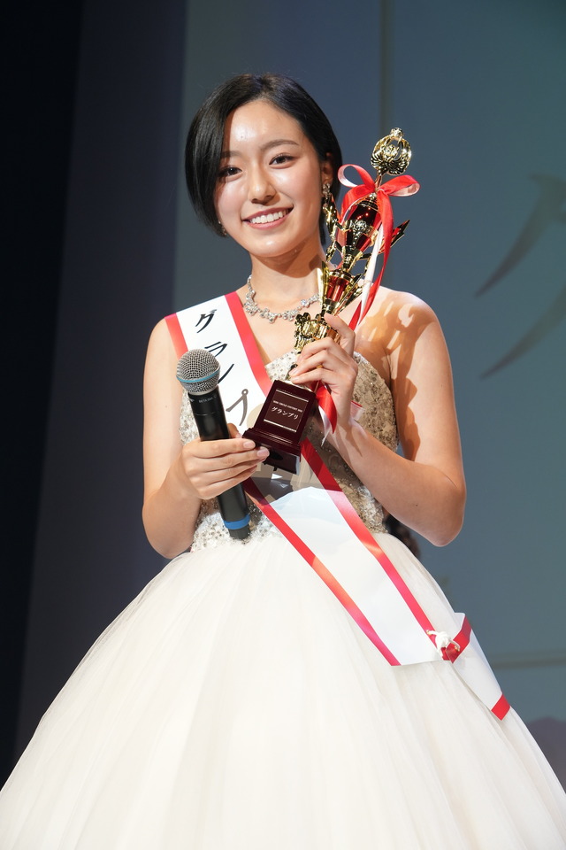 『MISS CIRCLE CONTEST 2022』グランプリ受賞の井出美希さん（国立音楽大学3年）
