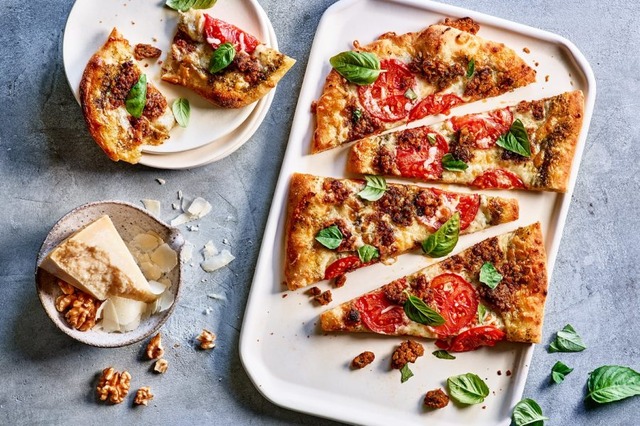 くるみクランブルのプラントベースピザ