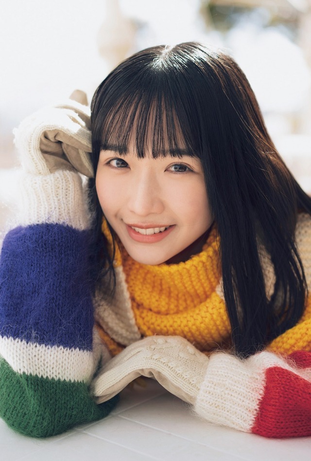 『B.L.T.2023年4月号』【セブンネットショッピング購入特典ポストカード：高雄さやか（STU48）】（c）東京ニュース通信社