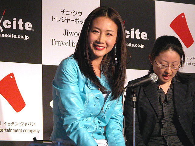 「Jiwoo Travel in Diary」制作発表記者会見で、作品への想いや見所などを始終笑顔で語るチェ・ジウさん