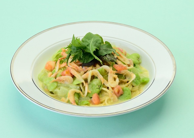 桜えびとそら豆の春色クリームパスタ