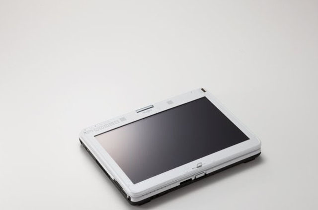 　富士通は13日、MTシリーズの新製品として、Windows 7 Home Premiumを搭載しタッチ機能に対応したタブレット型パソコン「MT/E50」を発表した。