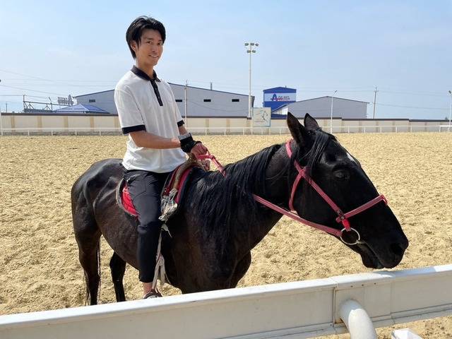 南圭介、『旅サラダ』初！！ロケ後…ウズベキスタン観光大使に就任報告