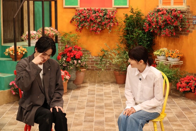 左から）菊池風磨、長澤まさみ（C）フジテレビ
