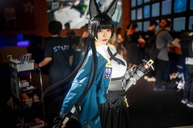 【コスプレ】『ゼンレスゾーンゼロ』“黒髪美少女”「星見雅」の圧倒的再現度！どこから撮影しても隙のない美貌【写真8枚】