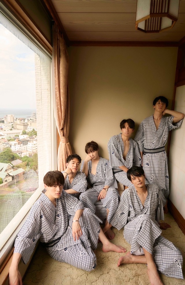 SHOW-WAファースト写真集『最後の恋人』 (C)中村和孝／集英社