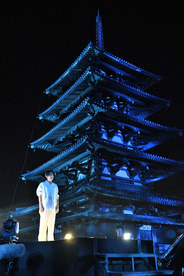 11月10日深夜0時30分より放送の特別番組『OTOBUTAI in 法隆寺』　(C)MBS