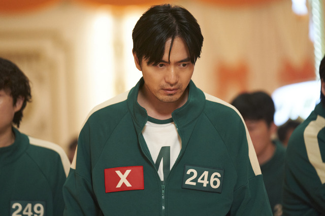 場面写真（イ・ジヌク）　Netflixシリーズ「イカゲーム」シーズン1：独占配信中、シーズン２：12月26日（木）世界独占配信