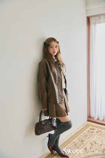 山本舞香 Holiday Style LOOKBOOK