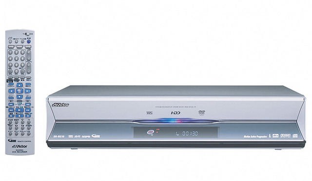 DR-MX10は、250GバイトHDD＆VHS＆DVDレコーダー。地上波アナログチューナー×2を装備