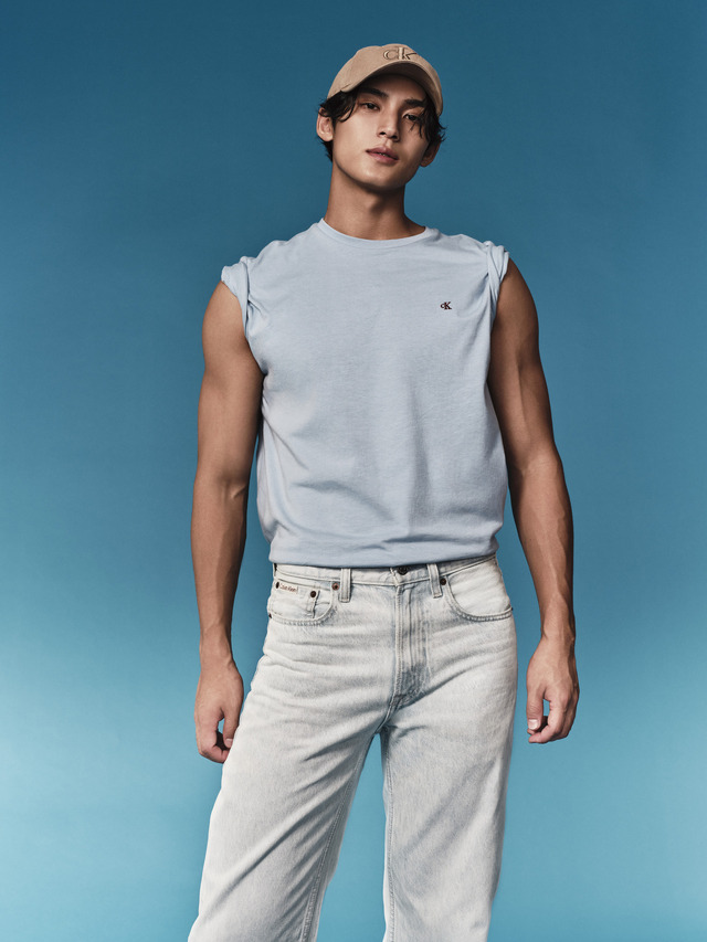 Campaign Credits: Directed and photographed by Leslie Zhang Editorial credits: Calvin Klein
