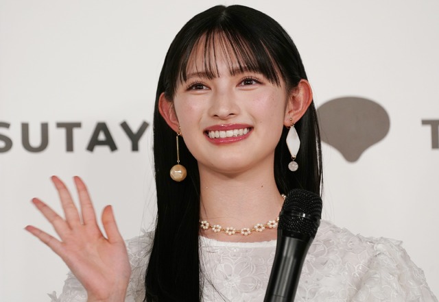菅田愛貴【写真：竹内みちまろ】
