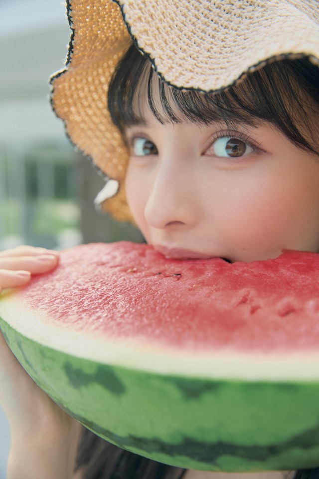 菅田愛貴1st写真集「すのあき」（C)SDP