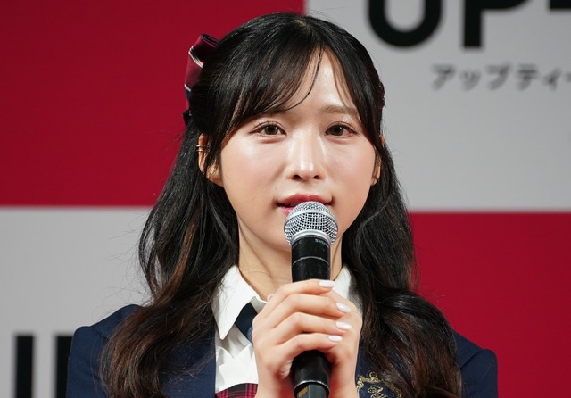 小栗有以【写真：竹内みちまろ】