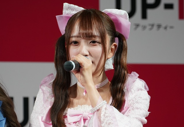日比野芽奈【写真：竹内みちまろ】