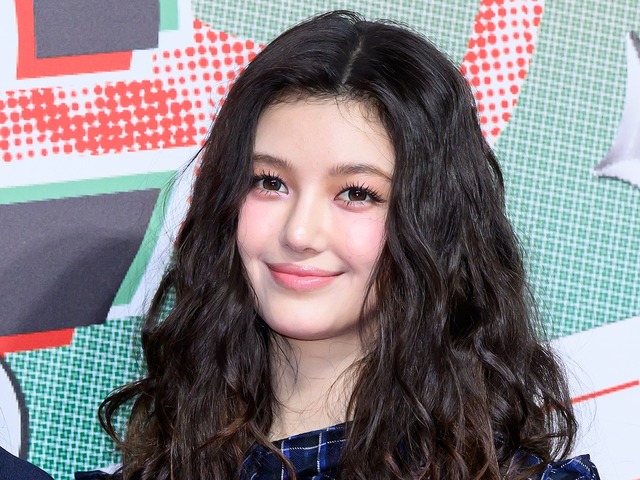 NewJeans・ダニエルのソロ活動説、米アーティストが否定「姉の楽曲制作を手伝っただけ」