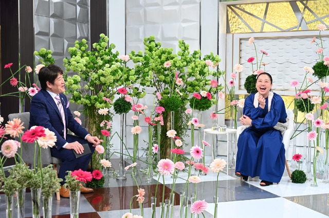 5月25日よる10時から放送される『日曜日の初耳学』　(C)MBS