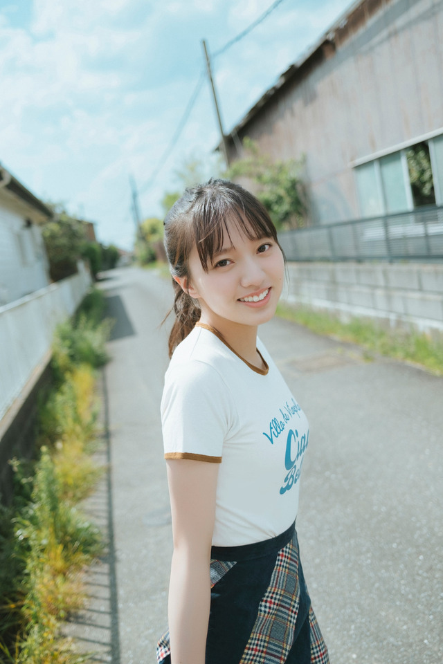 乃木坂46・海邉朱莉「B.L.T.2025年7月号」（東京ニュース通信社刊）撮影／前康輔