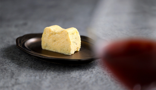 「悪魔のチーズケーキ」KURAND株式会社