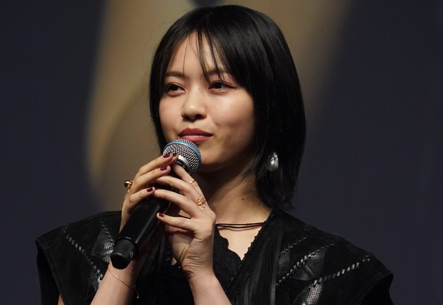 西野七瀬【写真：竹内みちまろ】