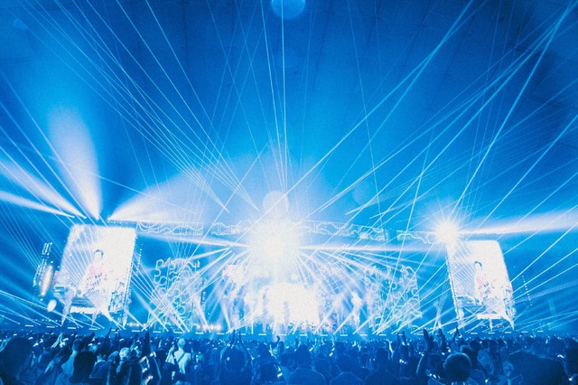 サザンオールスターズの全国アリーナ＆ドームツアー『LIVE TOUR 2025 「THANK YOU SO MUCH!!」』　撮影：西槇太一