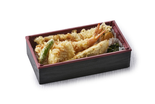 夏ご馳走天重弁当（お新香付）　テイクアウト　1,580円