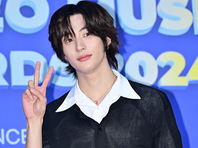 タトゥーもチラ見え…RIIZE・アントン、血管浮き出るムキムキな腕に反響「2億点、差し上げます」【PHOTO】