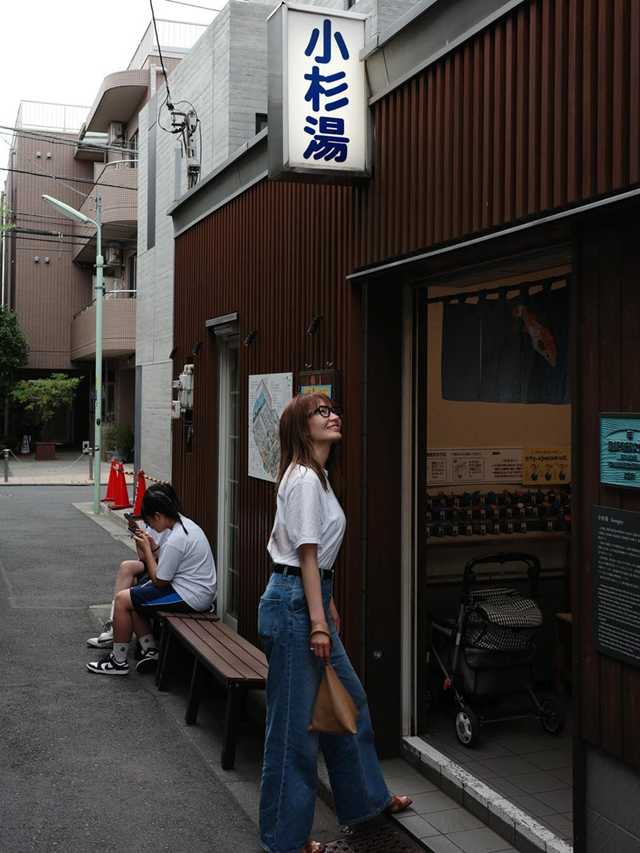 「小杉湯」に訪れた新山千春（写真は新山千春の公式ブログから）