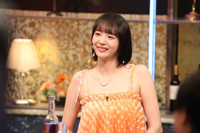 6月20日21時58分から放送される『酒のツマミになる話』 (C)フジテレビ