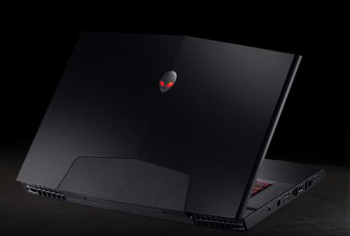 Alienware M15xのコスミック・ブラック