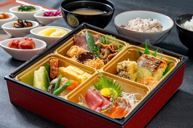 今年初登場の「花火御膳」