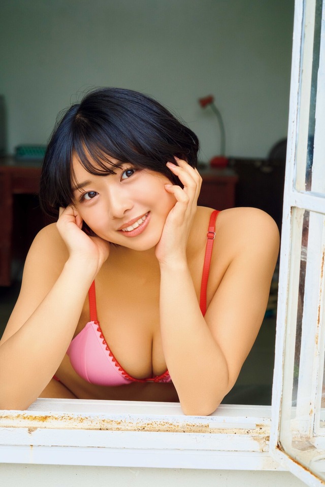 ヤングアニマルWEB©桑島海空　【撮影：玉井美世子】（白泉社）
