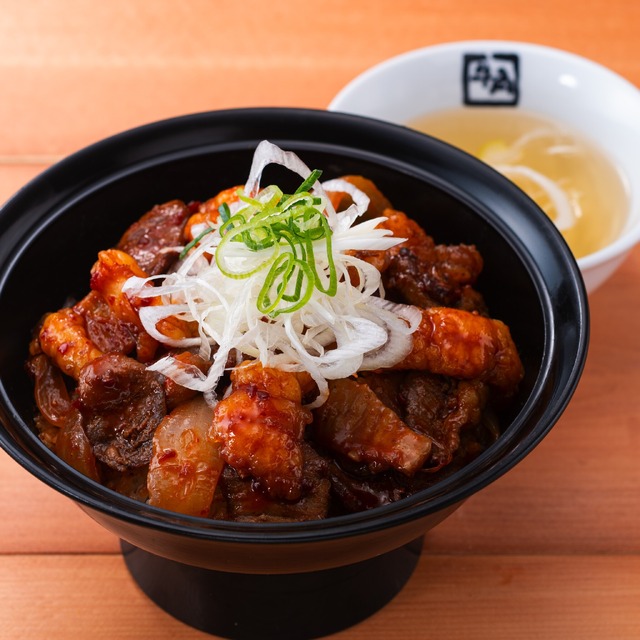 旨辛ホルモン・ハラミ丼(税込1,078円)