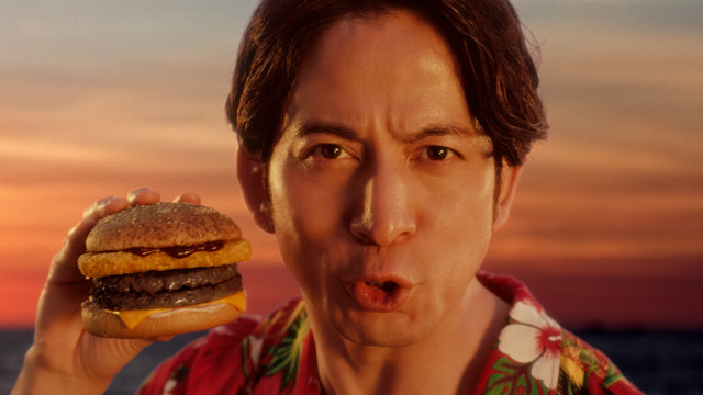 マクドナルド新CM「アツイぜ！ハワイアン！」