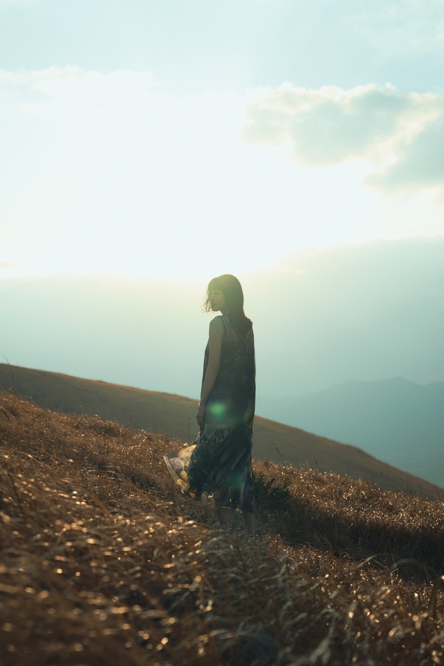 上坂樹里1st写真集『日日是好日』／幻冬舎（撮影：神藤剛）