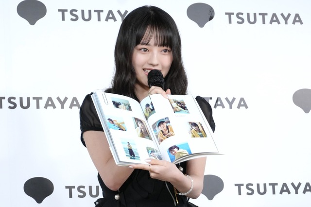 上坂樹里【撮影：小宮山あきの】