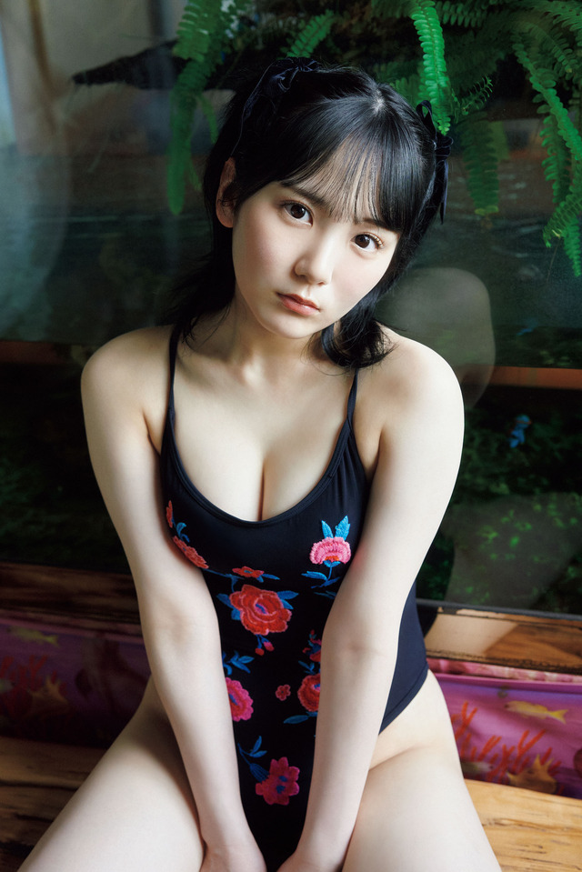 AKB48・田口愛佳1st写真集（C）ワニブックス