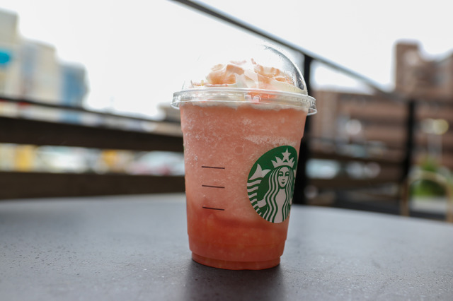 ヘブンリー ピーチ フラペチーノ