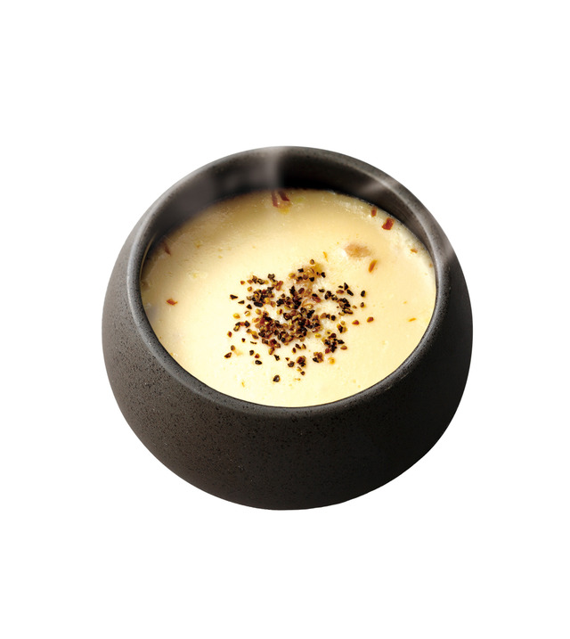 2種のチーズのカルボナーラ風茶碗蒸し（税込319円）