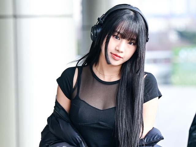 アイドルらしからぬ“貫禄ボディ”…ナッティ、ピタピタキャミ姿でボリューム感あらわに【PHOTO】