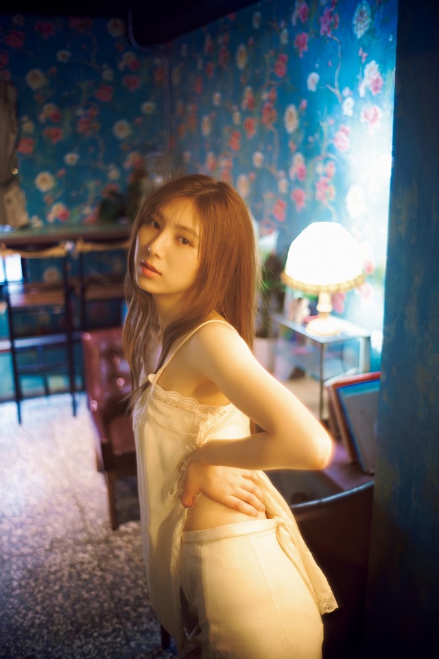 SKE48・菅原茉椰2nd写真集『Opportunity』（白夜書房）　撮影／藤原宏