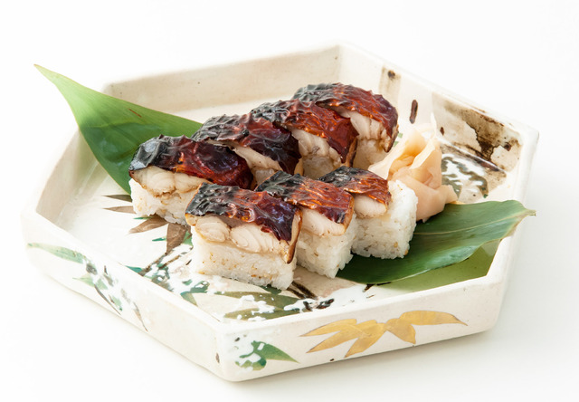 「焼鯖寿し」1,431円(1本)
