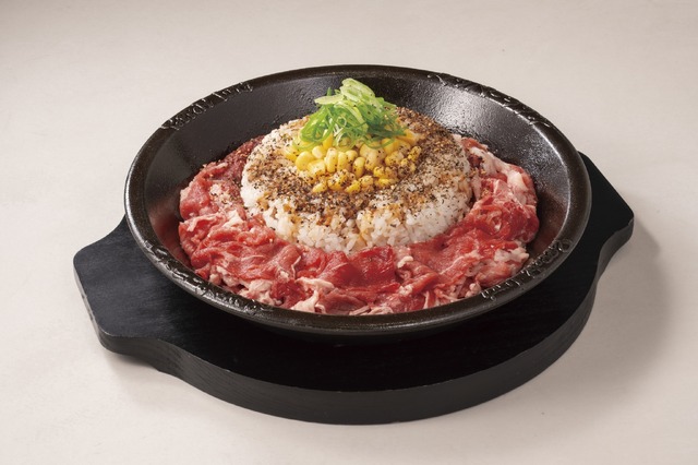 肉の日WEEK　お肉大盛ビーフペッパーライス（ライス普通）お肉増量（税込み1,090円）