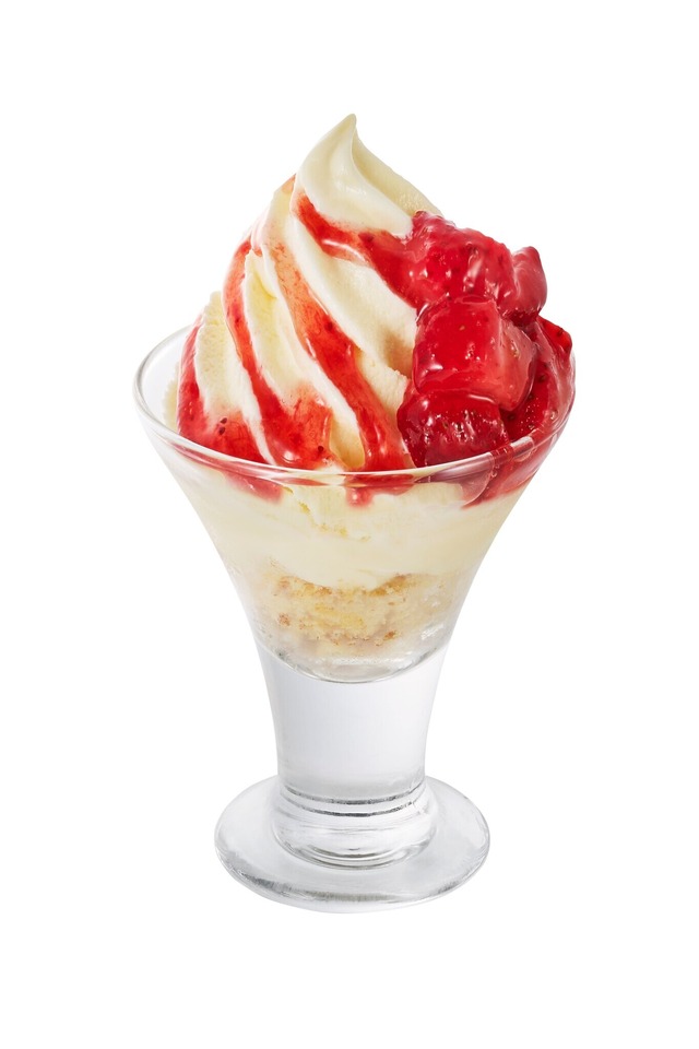 ストロベリー&バニラサンデー　390円