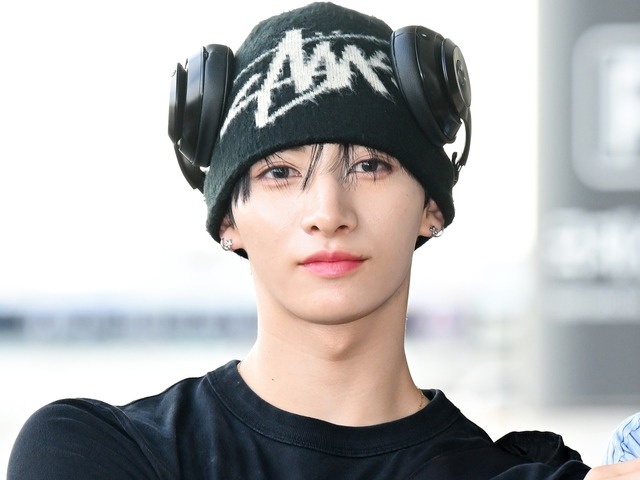 「顔面国宝すぎる」NEXZ・YU、何気ない仕草も絵になる完璧ビジュアルでファンを虜に！【PHOTO】