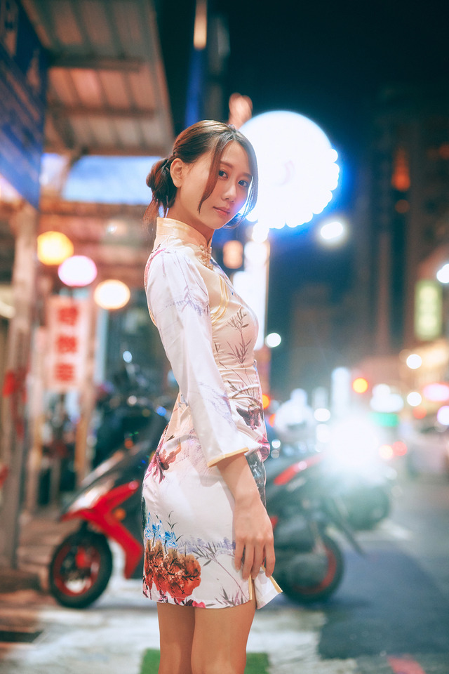 古畑奈和2nd写真集「知らない私」 　撮影／岡本武志　発売／光文社