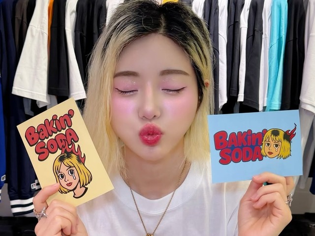 「虐待された子犬みたい」と自虐も…頭髪トラブルをユーモアに昇華しTシャツ作成、DJ SODAのたくましさ